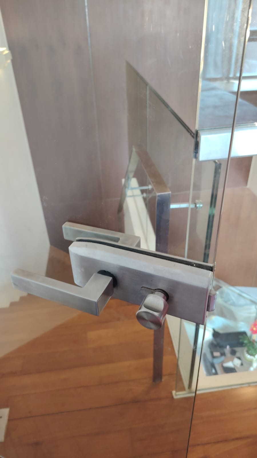 Expert Glass Door Lock Repair Services in Singapore: Secure Your Home Today